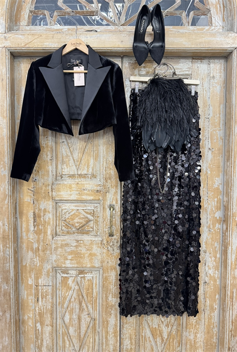 ЖАКЕТ-БОЛЕРО с острыми лацканами, двубортный, приталенный (из шелкового бархата с лацканами из атласа) - фото 39003