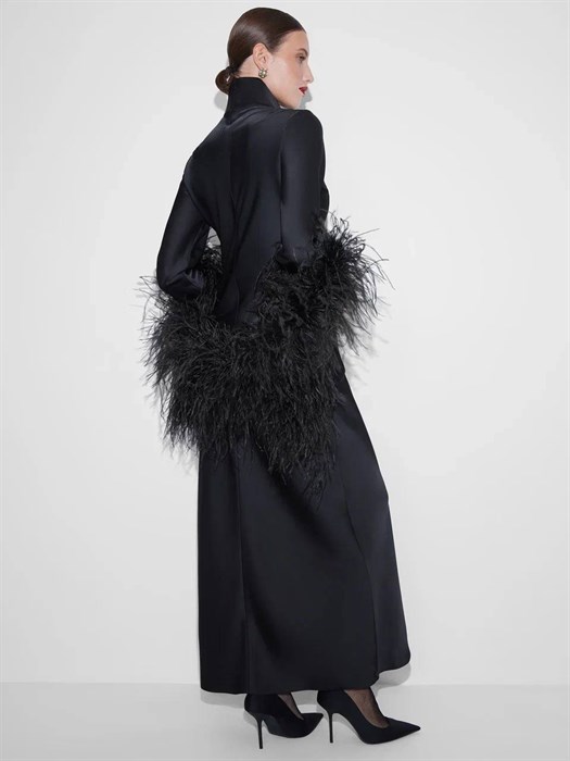 ПЛАТЬЕ с воротником ХОМУТ, по косой, из плотного черного атласа TW - фото 39224