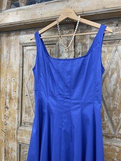 ПЛАТЬЕ приталенное, без рукавов, юбка многоклинка (из итальянского хлопка) - фото 23927