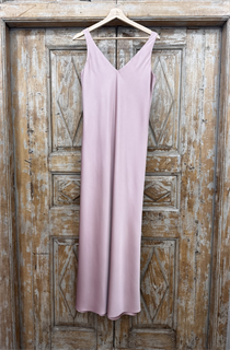 ПЛАТЬЕ КОМБИНАЦИЯ приталенное (D-100, двустороннее, двойное, на широких бретелях, из мягкого атласа), ПЫЛЬНАЯ-РОЗА - фото 37960