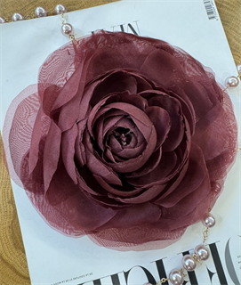 БРОШЬ-ЧОКЕР, ЦВЕТОК "РАНУНКУЛЮС" среднего размера (БОРДО) - фото 38084