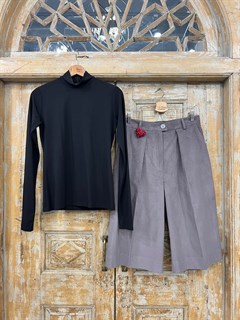 БРЮКИ-БЕРМУДЫ ШИРОКИЕ (от ПАЛАЦЦО) со 1 складкой, с посадкой на талии (из вельвета) - фото 38365