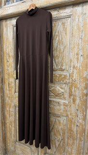 ПЛАТЬЕ длинное "Вторая кожа" с горлом, юбкой-колокол и длинными рукавами (из нежного вискозного джерси Mtt) - фото 38540