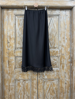 ЮБКА атласная  с кружевом однослойная по косой D-80 (из атласа TWIN) - фото 38640