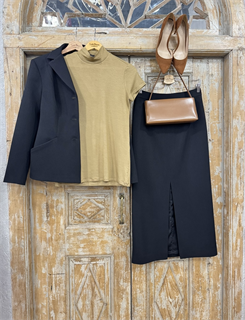 ЖАКЕТ приталенный, однобортный (из черной шерсти в рубчик) - фото 38666