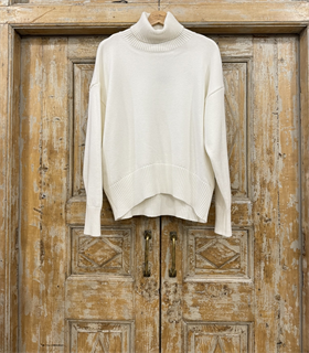 СВИТЕР оверсайз с горлом OneSize (из вискозы с полиэстером) - фото 38699