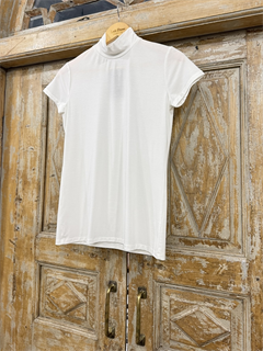 ВОДОЛАЗКА с коротким воротником и коротким рукавом (из трикотажа EVNG) - фото 38732