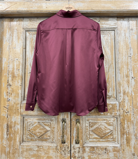 РУБАШКА классическая с супатной застежкой (из мягкого атласа) - фото 38832