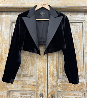 ЖАКЕТ-БОЛЕРО с острыми лацканами, двубортный, приталенный (из шелкового бархата с лацканами из атласа) - фото 39006
