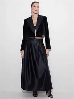 ЖАКЕТ короткий "БОЛЕРО" с острыми лацканами, двубортный, приталенный (из шелкового бархата с лацканами из атласа) - фото 39021