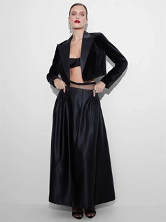 ЖАКЕТ короткий "БОЛЕРО" с острыми лацканами, двубортный, приталенный (из шелкового бархата с лацканами из атласа) - фото 39022