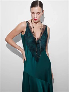 ПЛАТЬЕ-комбинация будуарное атласное по косой, с воланом и кружевом  Шантильи (из атласа TW) - фото 39139