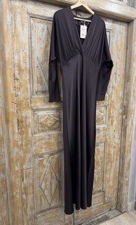 ПЛАТЬЕ (D-100) с драпировкой, подрезом на запАхе, цельнокроенными рукавами и двойной юбкой по косой (из премиум-атласа),  ШОКОЛАД - фото 39691