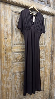 ПЛАТЬЕ (D-100) с драпировкой, подрезом на запАхе, рукавами крылышками и двойной юбкой по косой (из премиум-атласа),  ШОКОЛАД - фото 39719