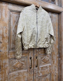 КУРТКА-БОМБЕР oversize, короткий (из золотого жаккарда) - фото 39741