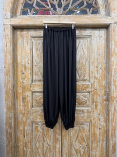 БРЮКИ "АЛЛАДИНЫ" свободные, на мягкой резинке, OneSize (из премиум атласа), ЧЕРНЫЙ