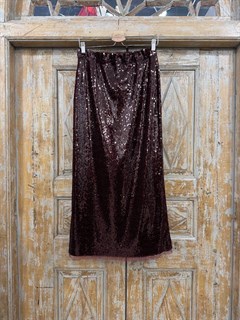 ЮБКА миди КАРАНДАШ-РЮМОЧКА с разрезом спереди (из БОРДО пайеток) - фото 40008