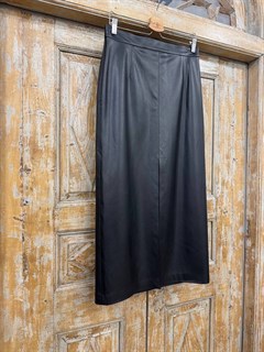 ЮБКА миди КАРАНДАШ-РЮМОЧКА с разрезом спереди (из ЧЕРНОЙ эко-кожи на замше) - фото 40055