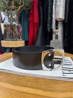 РЕМЕНЬ широкий из натуральной кожи с металлической пряжкой - фото 40086