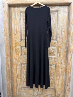 ПЛАТЬЕ длинное "Вторая кожа" с вырезом "Лодочка", юбкой-колокол и длинными рукавами (из нежного вискозного джерси BL) - фото 40125