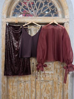 БЛУЗКА  (V-образный вырез, без рукавов, типа "Майка", двусторонний, из атласа ARM)