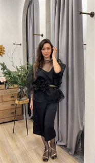 БЛУЗКА из органзы "АУРА", минималистичная, с коротким рукавом, с круглым вырезом, оверсайз (ЧЕРНЫЙ) - фото 40168