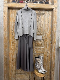 ПЛАТЬЕ-комбинация будуарное атласное по косой, с воланом и кружевом Шантильи  (из шелка DUO), СЕРЫЙ АНТРАЦИТ - фото 40226