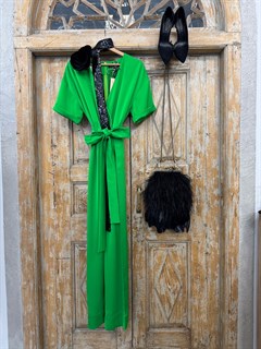 КОМБИНЕЗОН, широкие брюки с защипом в пол, верх на запАхе, короткий рукав (вискоза-кади)