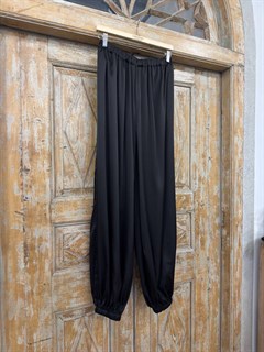 БРЮКИ "АЛЛАДИНЫ" свободные, на мягкой резинке, единый размер (из премиум атласа), ЧЕРНЫЙ - фото 40443