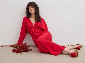 ПЛАТЬЕ с драпировкой, подрезом на запАхе, цельнокроенными рукавами и двойной юбкой по косой (из премиум-атласа), (D-100), КРАСНЫЙ - фото 40681