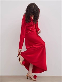 БРОШЬ цветок-бутон из премиум-атласа (красный)