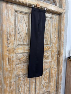 БРЮКИ "Эмили" прямые, слегка расклешенные к низу (из вискозы-кади), ЧЕРНЫЙ - фото 40866