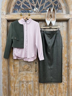 ЮБКА-карандаш с отстрочкой крестом (зауженная, высокая шлица, из ЭКО-кожи "КРОКОДИЛ", D-90), ЗЕЛЕНЫЙ - фото 41332