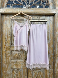 ТОП на тонких бретельках с кружевом (из мягкого атласа), ПУДРОВО-РОЗОВЫЙ - фото 41587