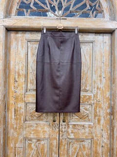 ЮБКА-карандаш, зауженная, высокая шлица, отстрочка крестом, D-73 (из ЭКО-кожи "КРОКОДИЛ"), ШОКОЛАДНЫЙ - фото 41857