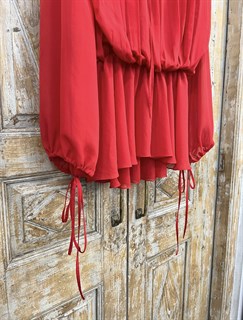 БЛУЗКА c драпировкой на плечах и баской, из шифона (КРАСНЫЙ) - фото 42050